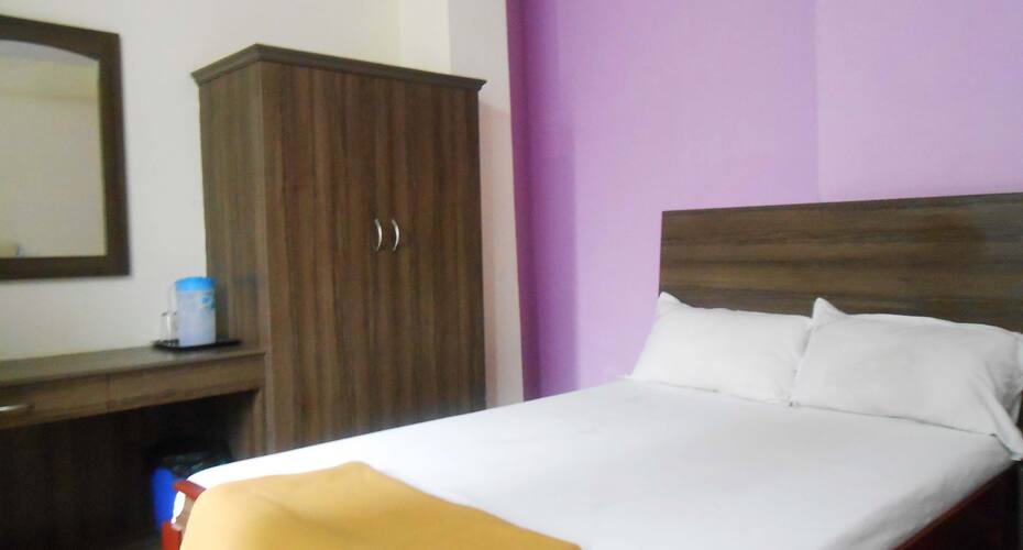 Crown Guest House, Chennai 3